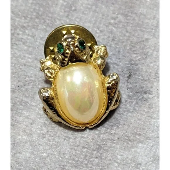 Vintage Gold Tone Faux Pearl Frog Lapel Pin - Picture 5 of 8